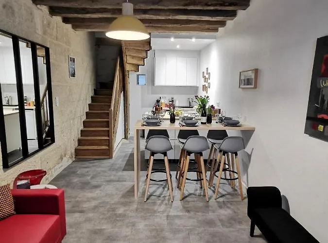 Maison De Ville Au Coeur Du Quartier Historique
